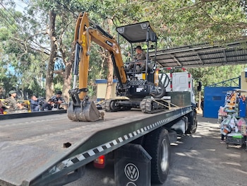 El director del Sistema Penitenciario afirmó que el túnel en Pavón se construyó con piochas y palas, y anunció una investigación por posible participación de personal penitenciario.