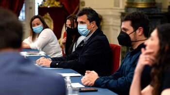 Sergio Massa en el centro