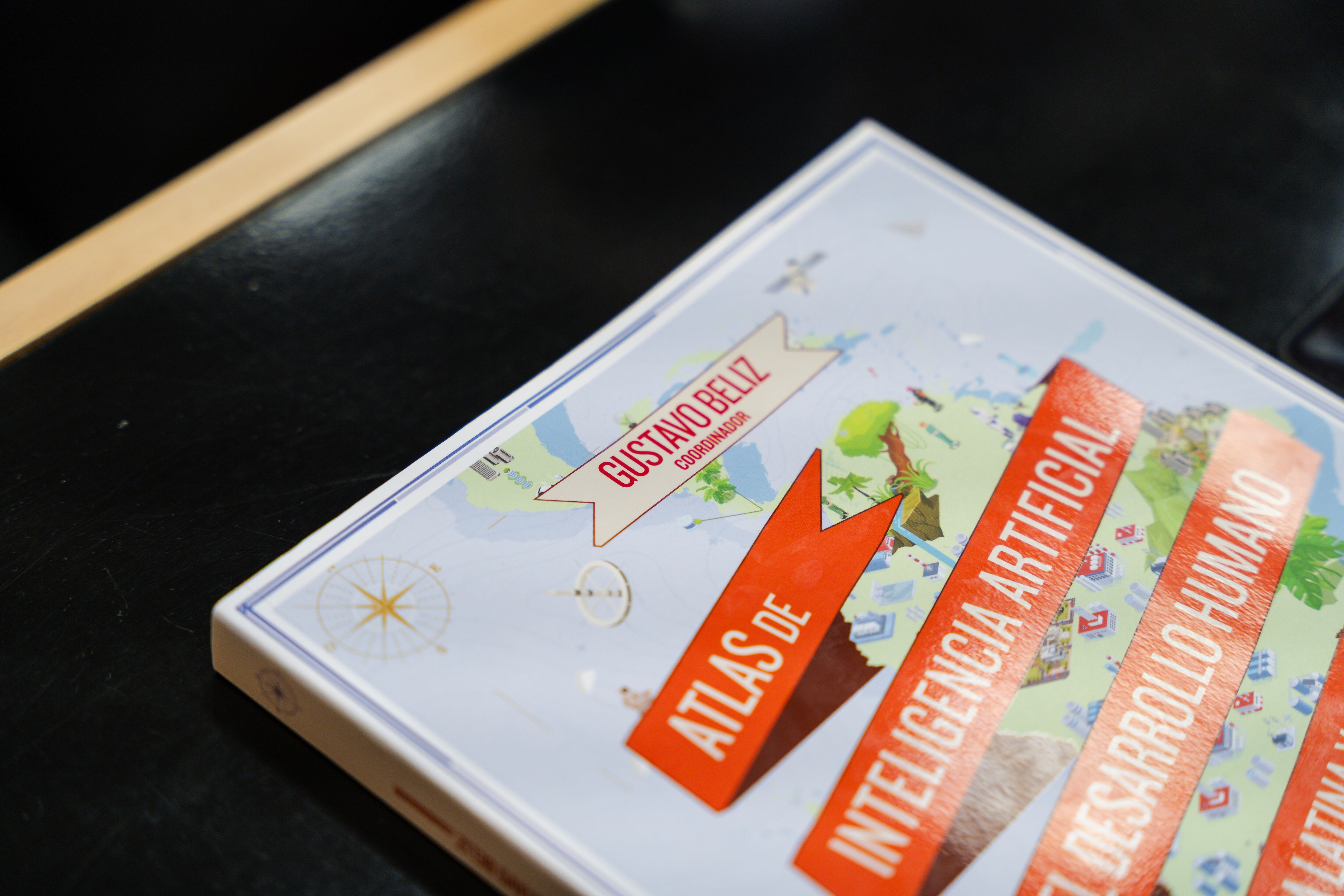 La portada del Atlas de Inteligencia Artificial (Somos Magma)