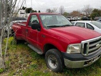 Aduana subastará una camioneta F100.