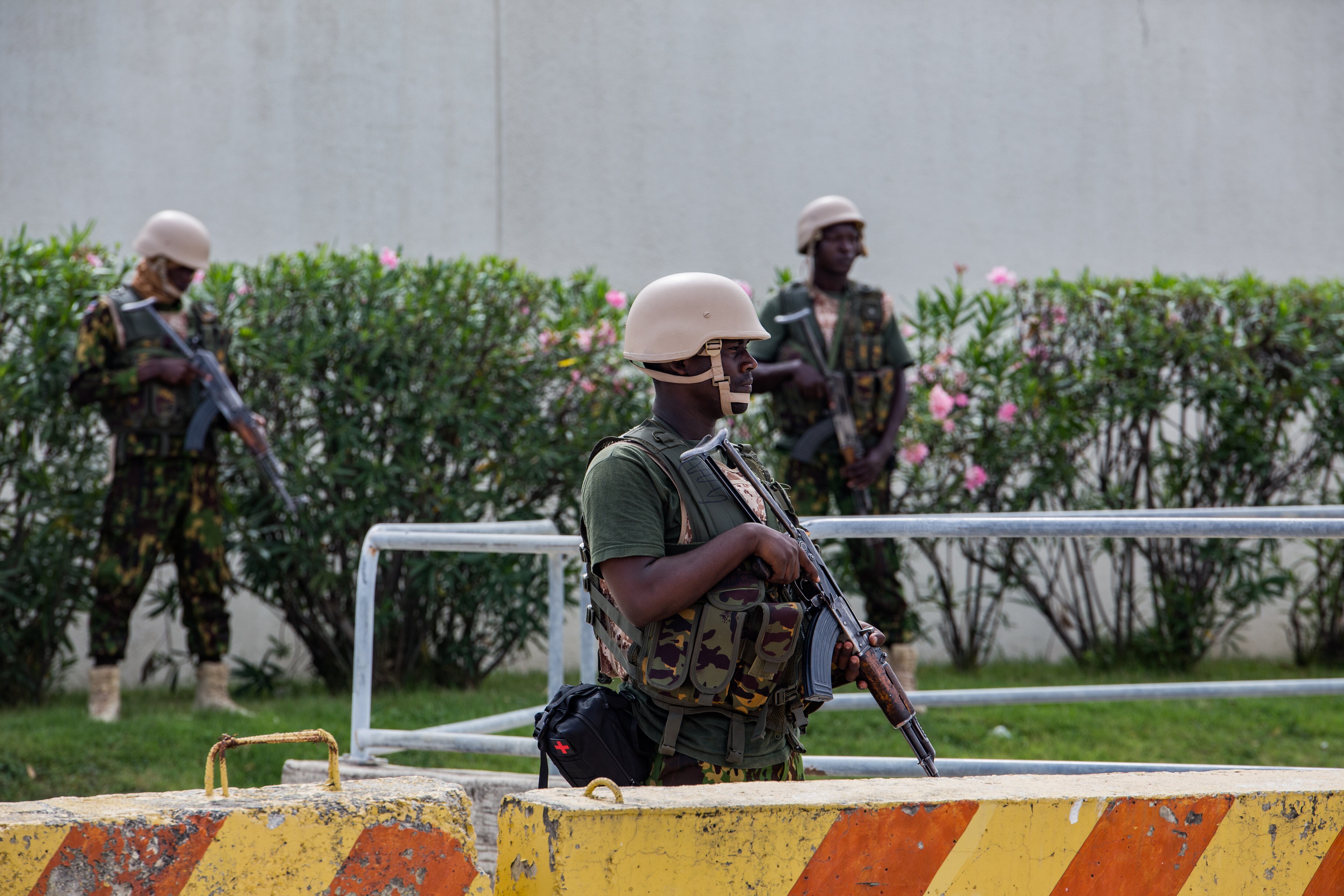 La ONU transforma la misión en Haití en una fuerza internacional de 5.500 efectivos para combatir la violencia de las pandillas - crédito Mentor David Lorens/EFE