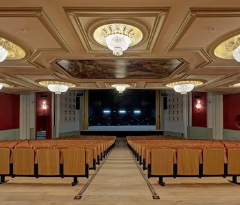 Teatro Albéniz (UMUSIC HOTEL MADRID).