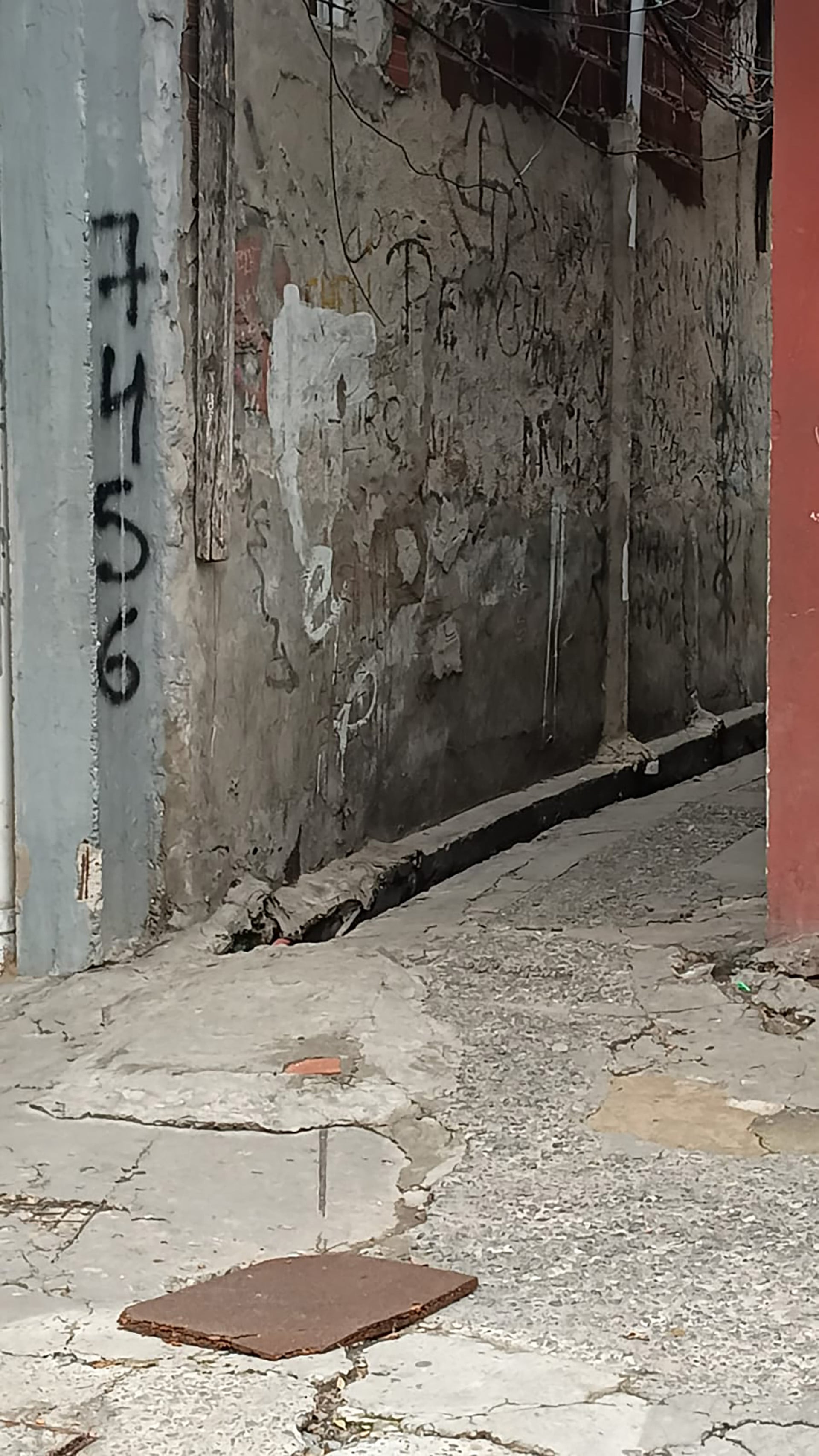 La trágica discusión se desató en el interior de una casa ubicada en uno de los pasillos del barrio Villa Maipú, en el partido de San Martín.