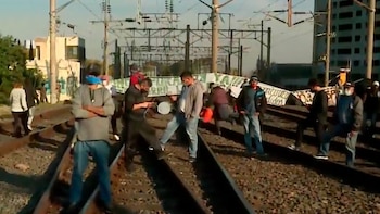 corte trenes constitución