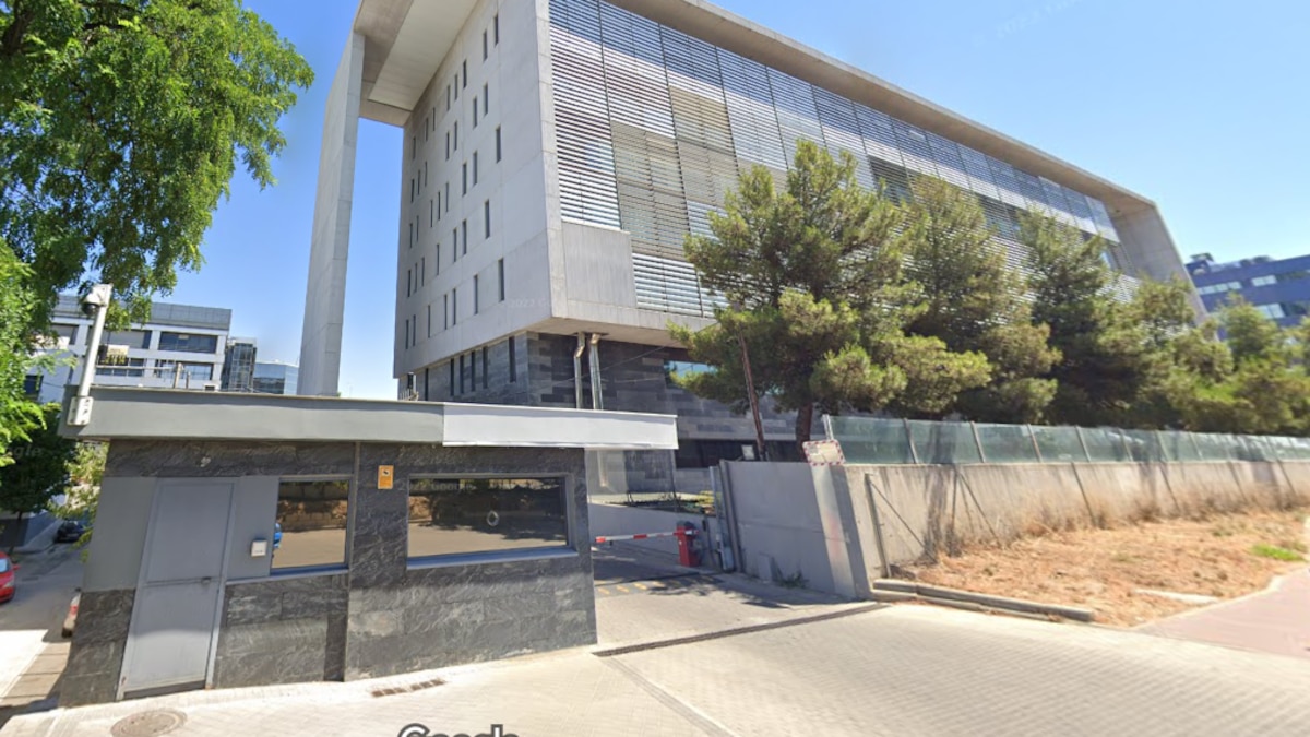 Polémica en Chile por decenas de migrantes de una unidad residencial en Santiago que cantaron en coro ‘Inocente’, de Los gigantes del vallenato: “Puros malandros”