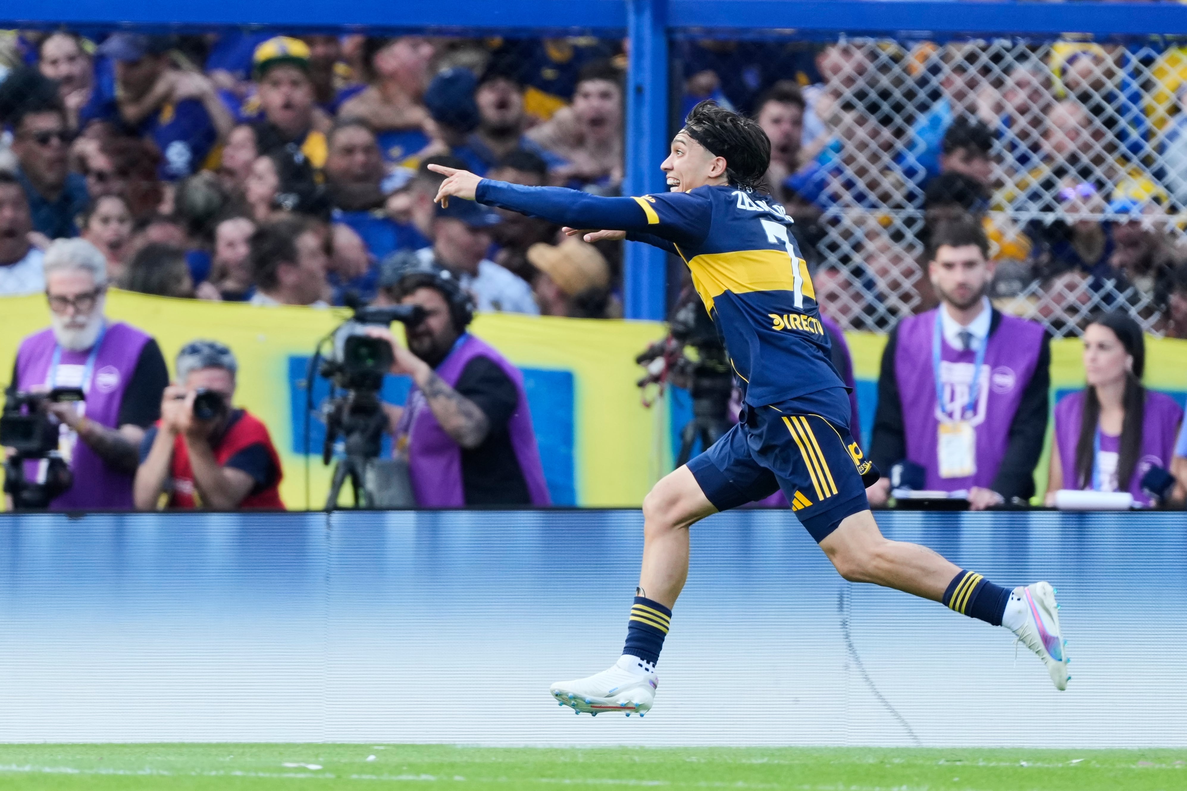 Zeballos brindó una asistencia en el triunfo de Boca ante Newell's de este domingo (AP Photo/Gustavo Garello)