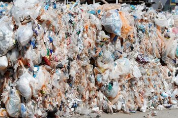 Fardos de desechos plásticos difíciles