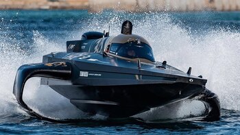 LeBron James desembarca en la