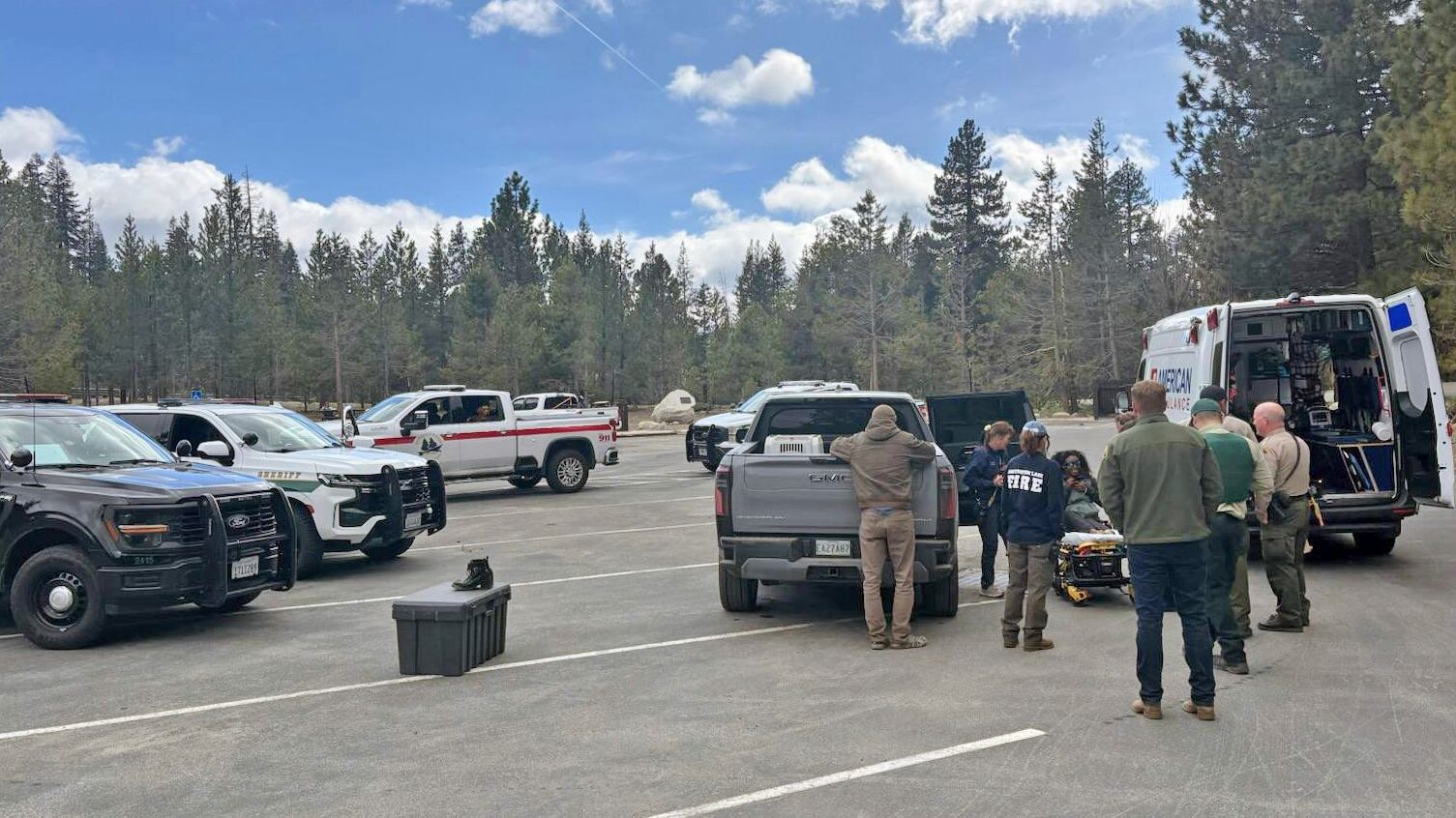 Christopher Gutiérrez encontró a la joven en una cabaña al reabrir el resort. (Fresno County Sheriff’s office via AP)