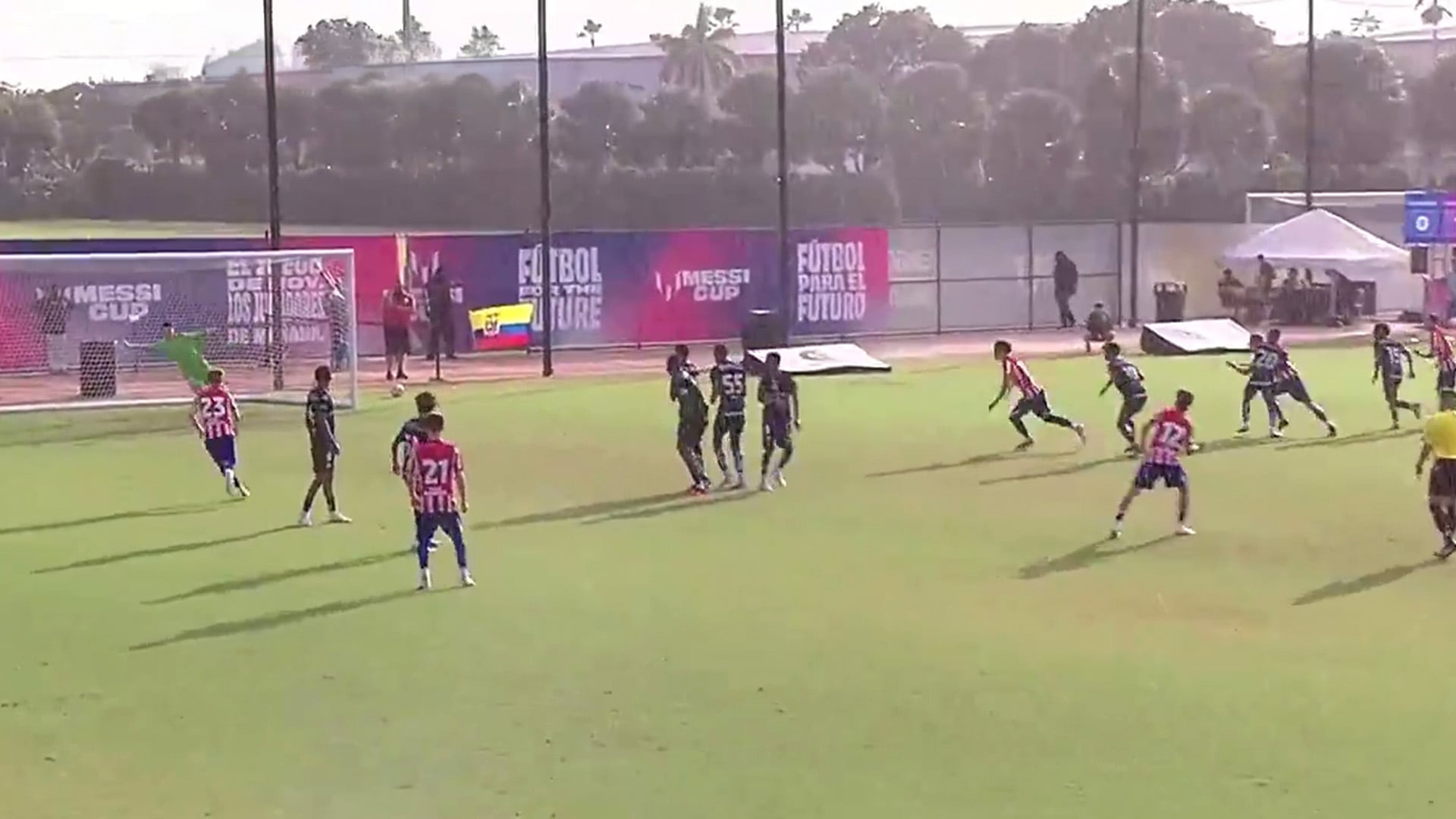 Es hijo de un ex campeón con River Plate, deslumbra en el Atlético de Madrid y marcó un golazo en la Messi Cup