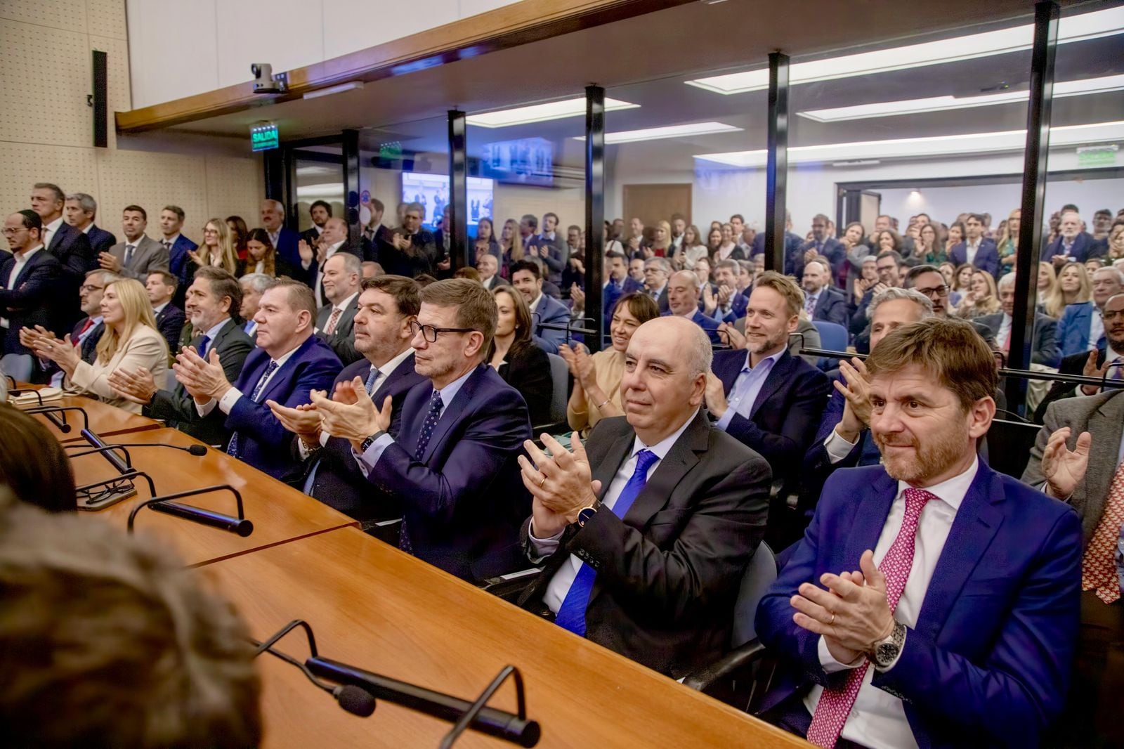 Los jueces federales María Eugenia Capuchetti, Sebastián Casanello, el senador por la provincia de Buenos Aires Guillermo Montenegro, los jueces federales Ariel Lijo, Julián Ercolini y Marcelo Martínez De Giorgi y el juez del Tribunal Oral Federal 3 Andrés Basso