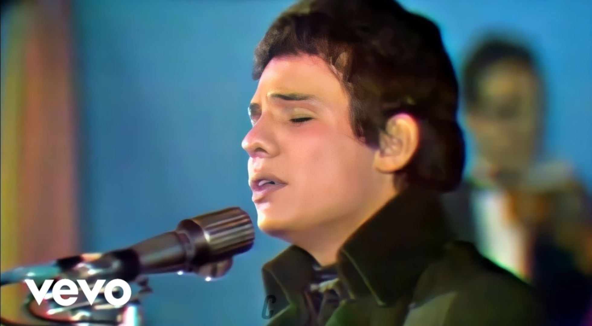 El origen de la canción “El Triste” permanece envuelto en versiones familiares y diversas interpretaciones sobre su inspiración