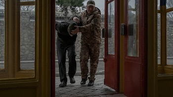 Unidades de antiguos prisioneros han