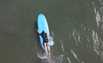 La producción recorrió lugares emblemáticos como La Fortuna, Tortuguero y Río Celeste. Cortesía: ICT