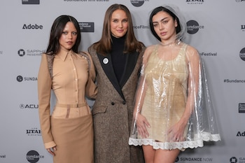 Jenna Ortega, Natalie Portman y