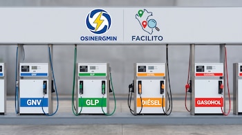 Cuatro surtidores de combustible de colores con etiquetas de GNV, GLP, diésel y gasohol bajo los logotipos de Osinergmin y Facilito.