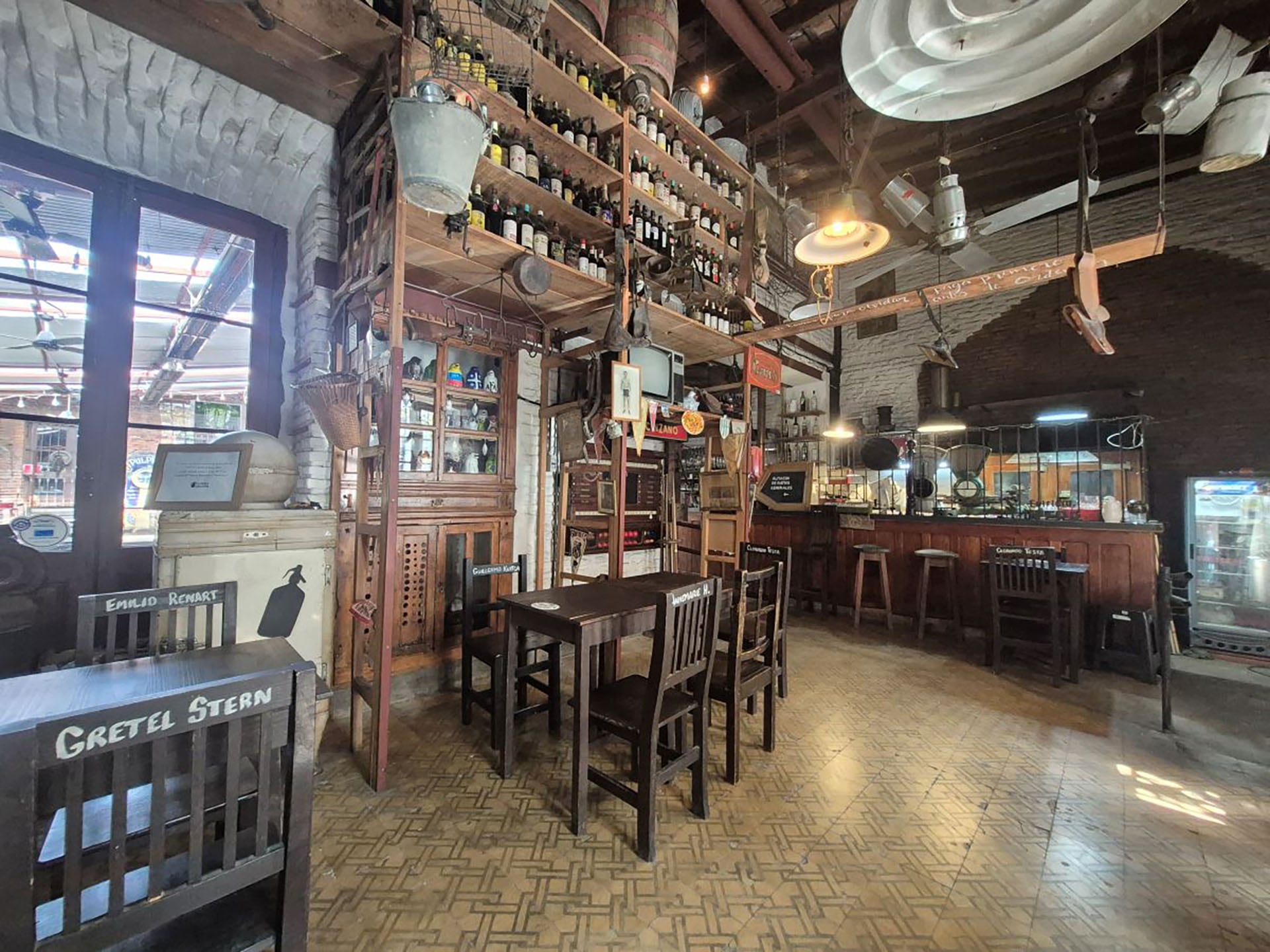 Gregorio y Tatiana Fabre, la pareja francesa que compró la propiedad en 2012, impulsó la recuperación patrimonial y sentó las bases del proyecto