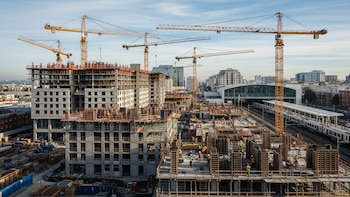 Este estado de EEUU permitirá construir más de un millón de viviendas cerca del transporte público desde julio