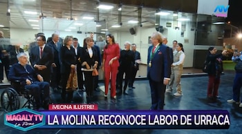 Magaly Medina es homenajeada en La Molina y Anthony Choy sorprende con inesperado piropo: “Las chicas más bonitas son de Venus”. Captura: Magaly TV La Firme.