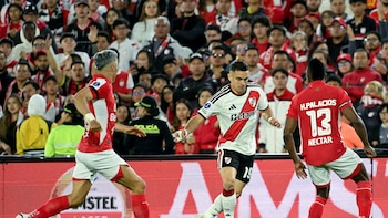 River Plate se jugará el pase a los cuartos de final de la Copa Sudamericana ante Independiente Santa Fe: hora, TV y formaciones
