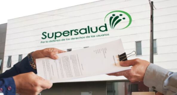 El acto administrativo adiciona y actualiza los requisitos de formación para varios cargos del Despacho del Superintendente y de la Dirección de Innovación y Desarrollo - crédito Supersalud e imagen ilustrativa Infobae