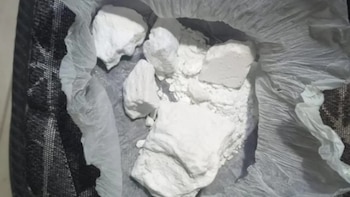 El trozo de cocaína que fue encontrado en posesión del dirigente santafesino (Gentileza: Aire de Santa Fe)
