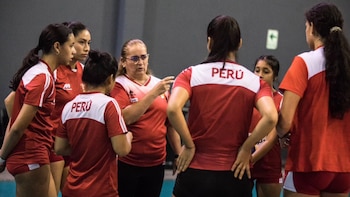 Lorena Góngora denunció agresiones contra Perú sub 17 y contó que retiró celulares a las jugadoras: “Las invitaban a matarse”