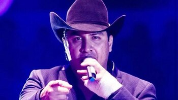 手术和肉毒杆菌毒素:胡利翁·阿尔瓦雷斯为了看起来更好而将要经历的程序