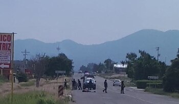 Sobre la carretera Oaxaca-Puerto Ángel,