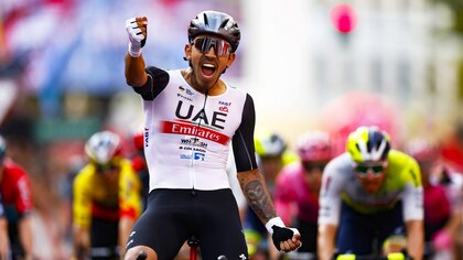 EN VIVO - Etapa 21 del Giro de Italia: el UAE Team Emirates trabaja para la victoria de Juan Sebastián Molano