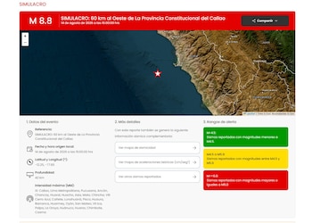 Captura de pantalla de un simulacro sísmico con un mapa de Perú que muestra un epicentro en el mar frente a Lima y Callao, y detalles técnicos del evento