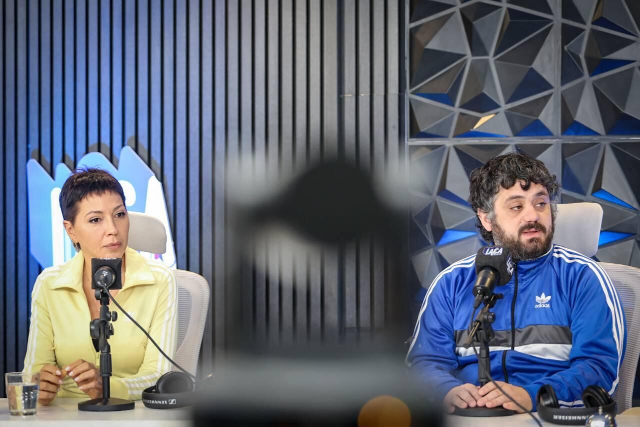 Mayra Mendoza y Facundo Tignanelli