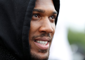 El boxeador Anthony Joshua participa de una marcha en Watford, Reino Unido (REUTERS/Paul Childs)