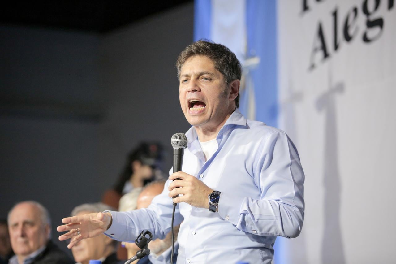 Kicillof acelera en el armado de su candidatura y le saca ventaja al resto de los dirigentes opositores que tienen intenciones de competir
