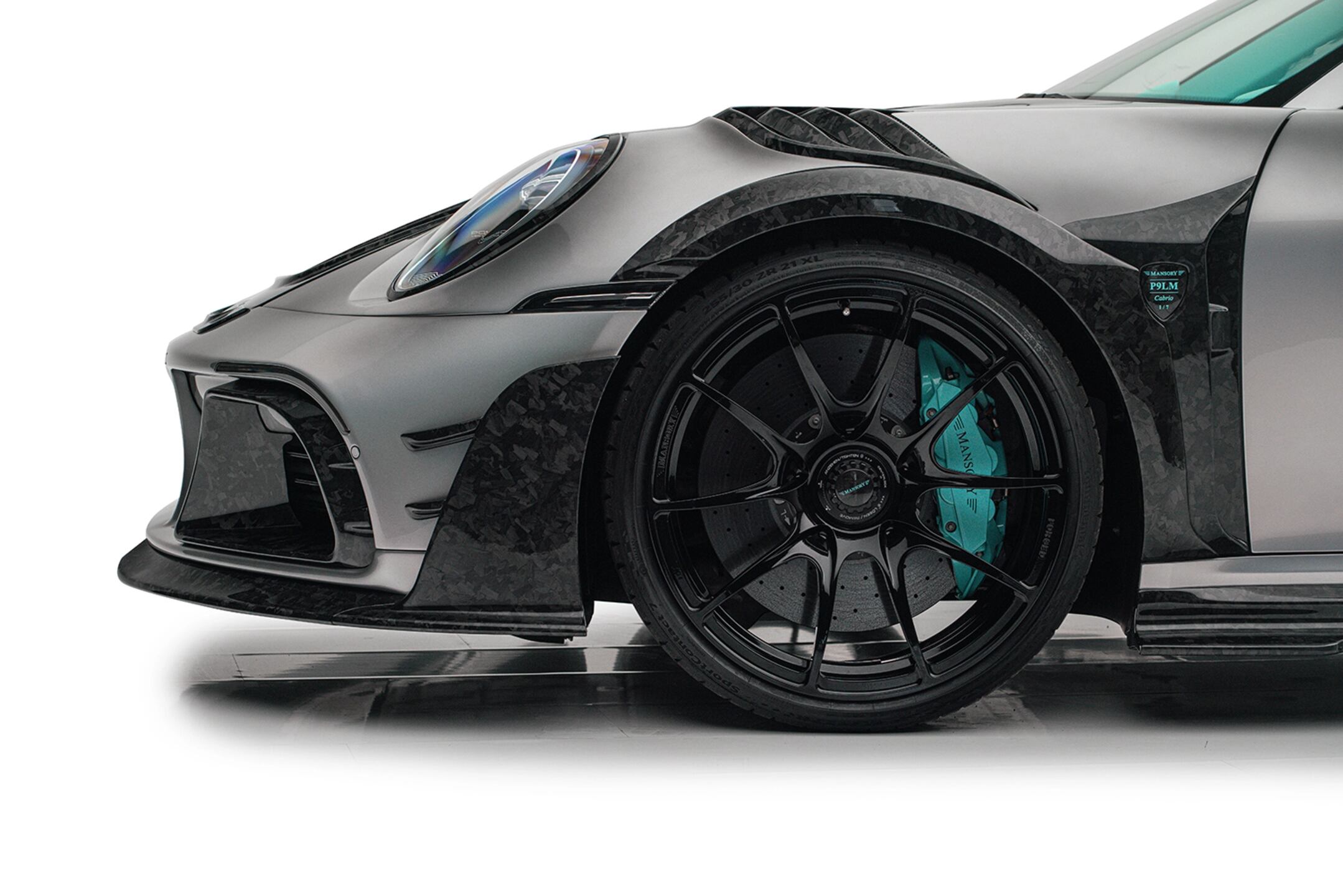 Las llantas tienen detalles propios del diseñador. (Foto: MANSORY)