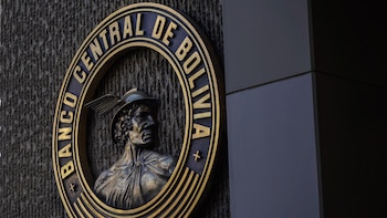 Bolivia recibió más de 400 millones en remesas en el primer semestre, la mitad de ellas desde España