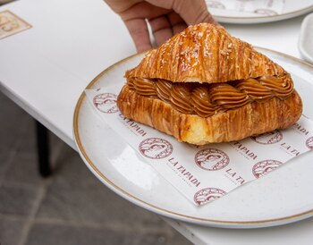 Postres de antaño en el Jirón de la Unión, dentro de Casa Unión