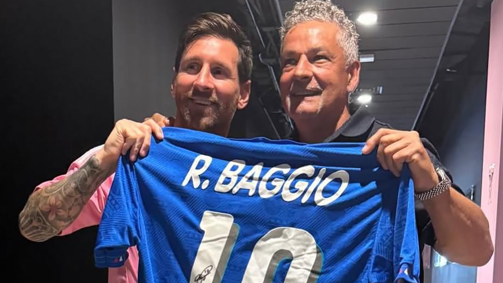 La emoción de Lionel Messi al recibir la visita de Roberto Baggio durante el Mundial de Clubes (Instagram)