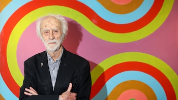 César Paternosto es profeta en La Plata con una gran retrospectiva y un doctorado Honoris Causa