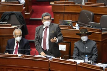 Cevallos sugirió que el Congreso