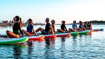 Tablas, remos y mar: la