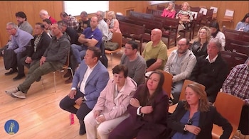 14/09/2026 El actual gerente de la empresa, primero por la izquierda, junto a familiares y trabajadores en una de las jornadas del juicio por el 'Caso Funeraria' celebradas en la Audiencia de Valladolid
SOCIEDAD CASTILLA Y LEÓN ESPAÑA EUROPA VALLADOLID JUSTICIA
