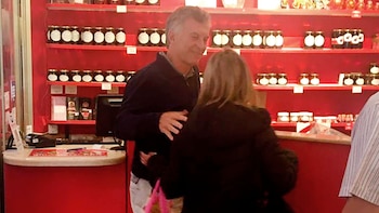 Macri, en una chocolatería de