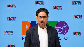 Iván Cepeda anunció que donará su prima especial de servicios como congresista para los damnificados del Chocó: “Entregaré esos dineros”