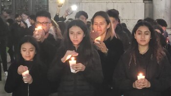 Asistentes del performance con sus