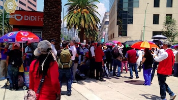 Bloqueos en carreteras y accidentes hoy jueves 28 de mayo: billeteros cierran ambos sentidos de Paseo de la Reforma
