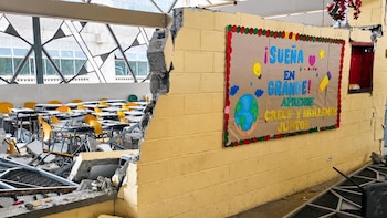 Ministerio de Educación activa ‘plan de choque’ por los 811 colegios colapsados por el terremoto: “Trajimos recursos”