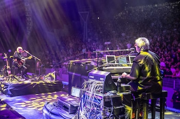 Baglietto y Vitale en Rosario: 35 años de música, generaciones cruzadas y un anfiteatro vibrando frente al Paraná Festival FARO