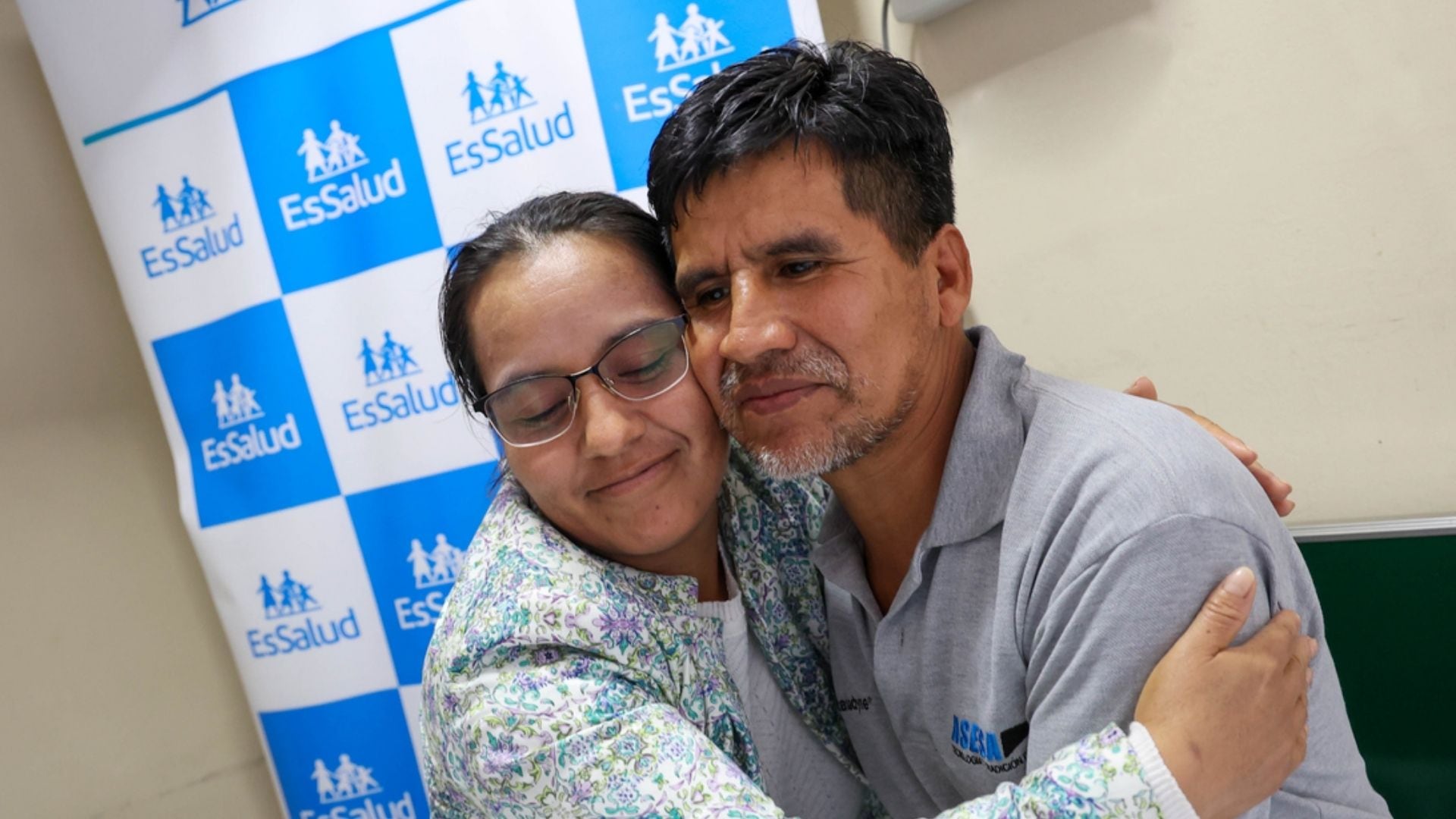 Julián Quispitupa fue trasladado a Lima luego de presentar síntomas compatibles con latrodectismo, cuadro asociado a la presunta mordedura de una viuda negra - Créditos: Essalud.
