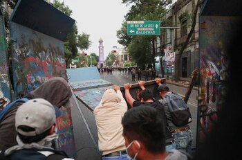 Los manifestantes decidieron retirarse luego